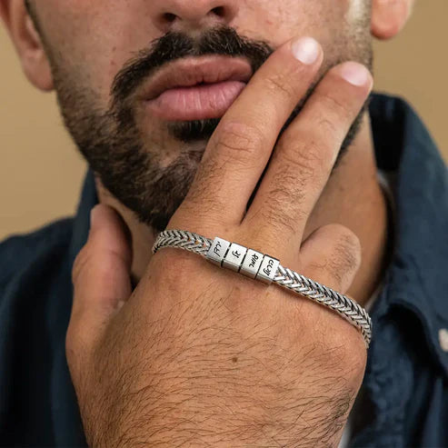 צמידים לגבר – התוספת המושלמת לכל לוק