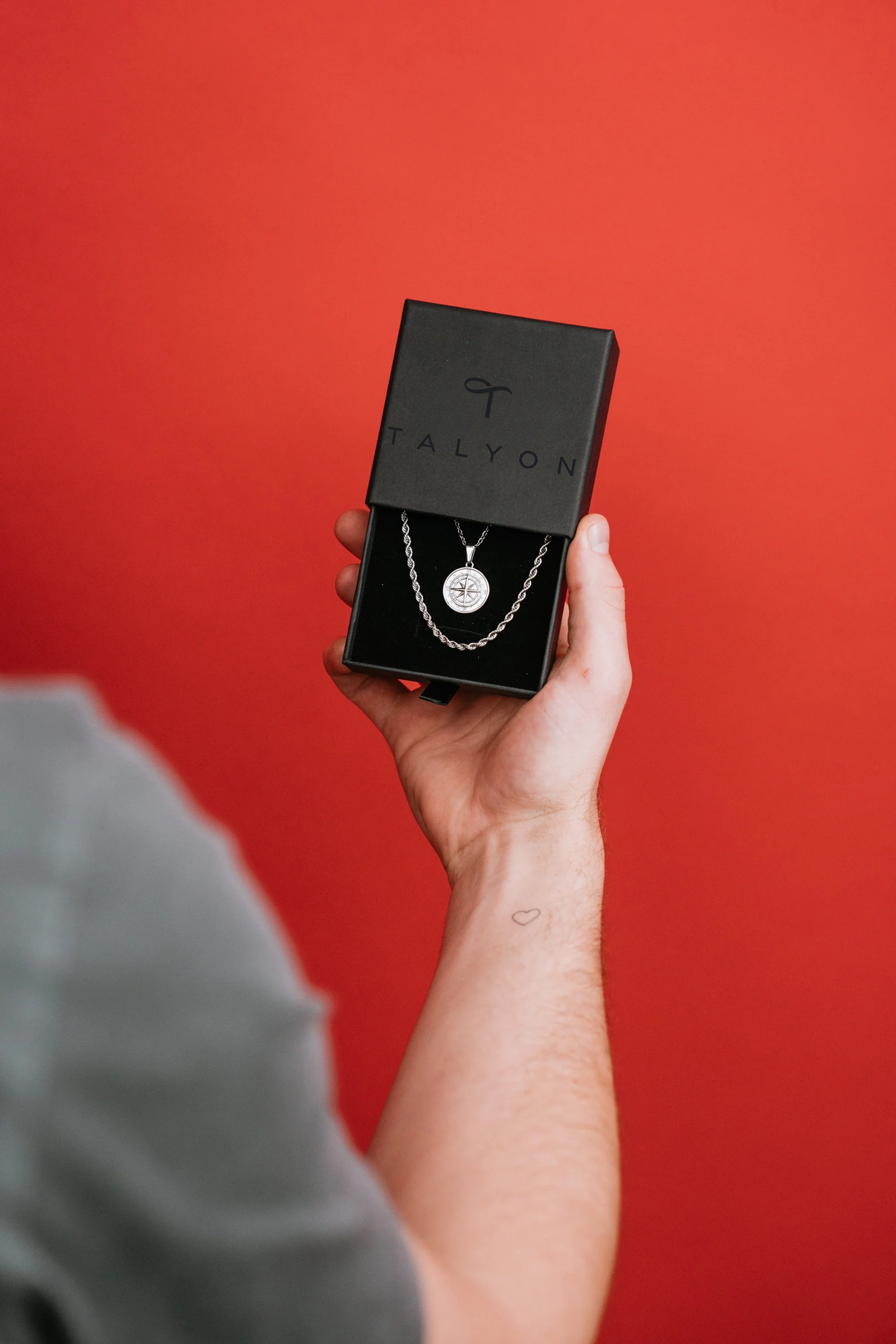 טיפים לשמירה על תכשיטים - המדריך השלם