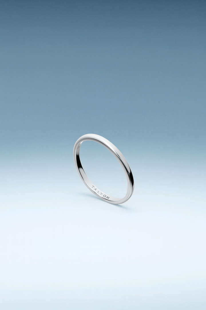 טבעת לאישה - LINEAR RING