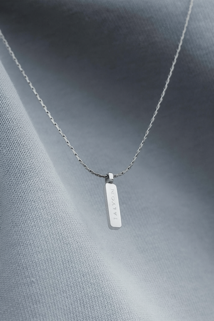 שרשרת לגבר - WIRE PENDANT | SILVER