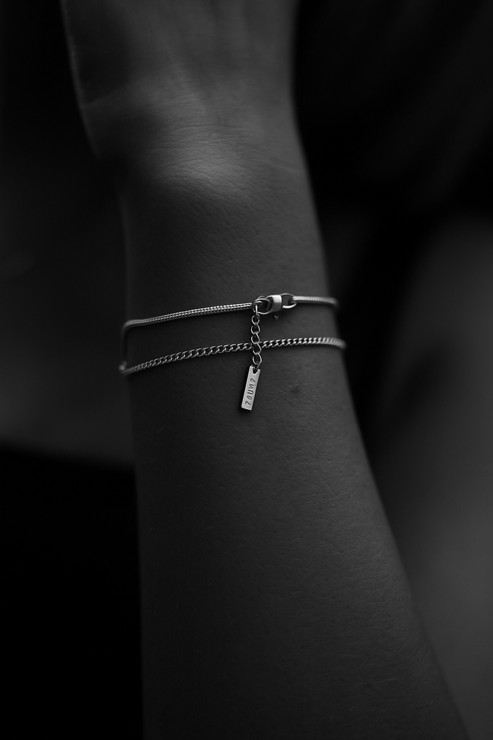 צמיד לאישה - SQUARE CHAIN BRACELET