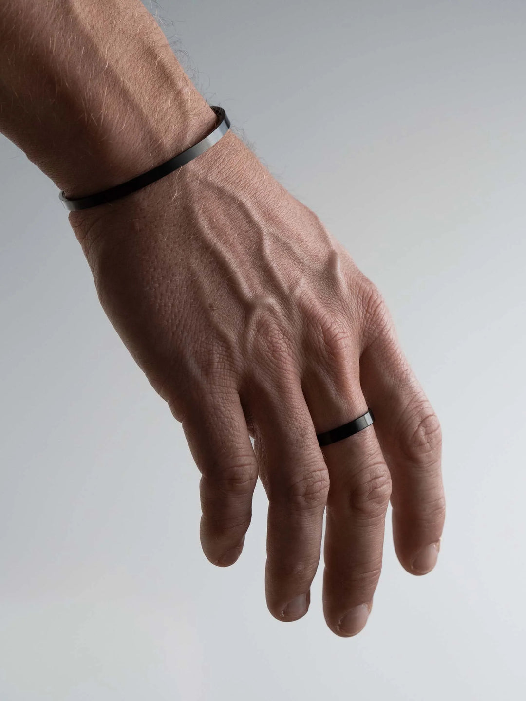 טבעת לגבר - BLACK CLASSIC RING