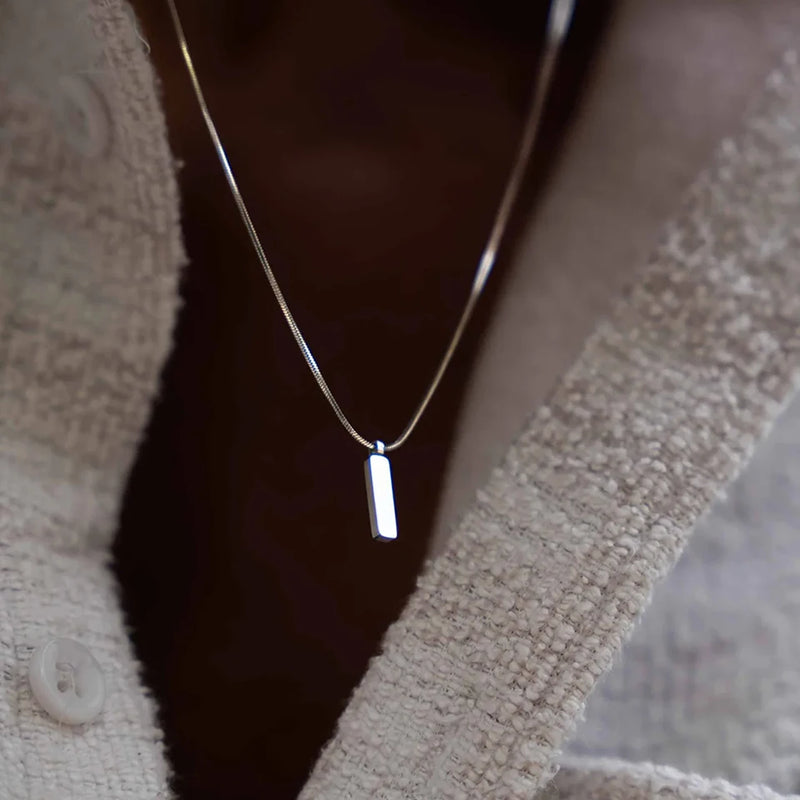 שרשרת לגבר - SQUARE PENDANT NECKLACE