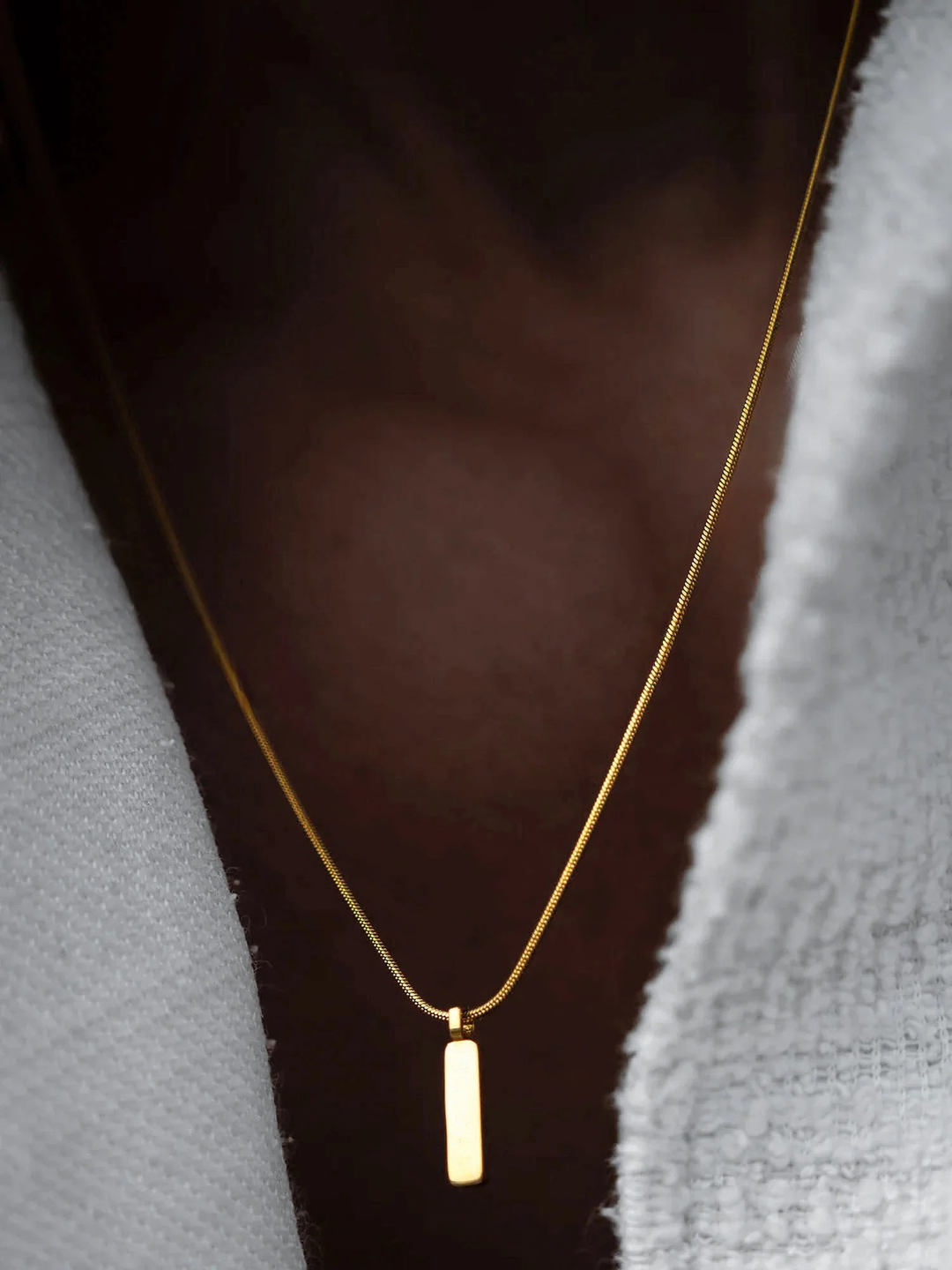 שרשרת לגבר - SQUARE PENDANT NECKLACE