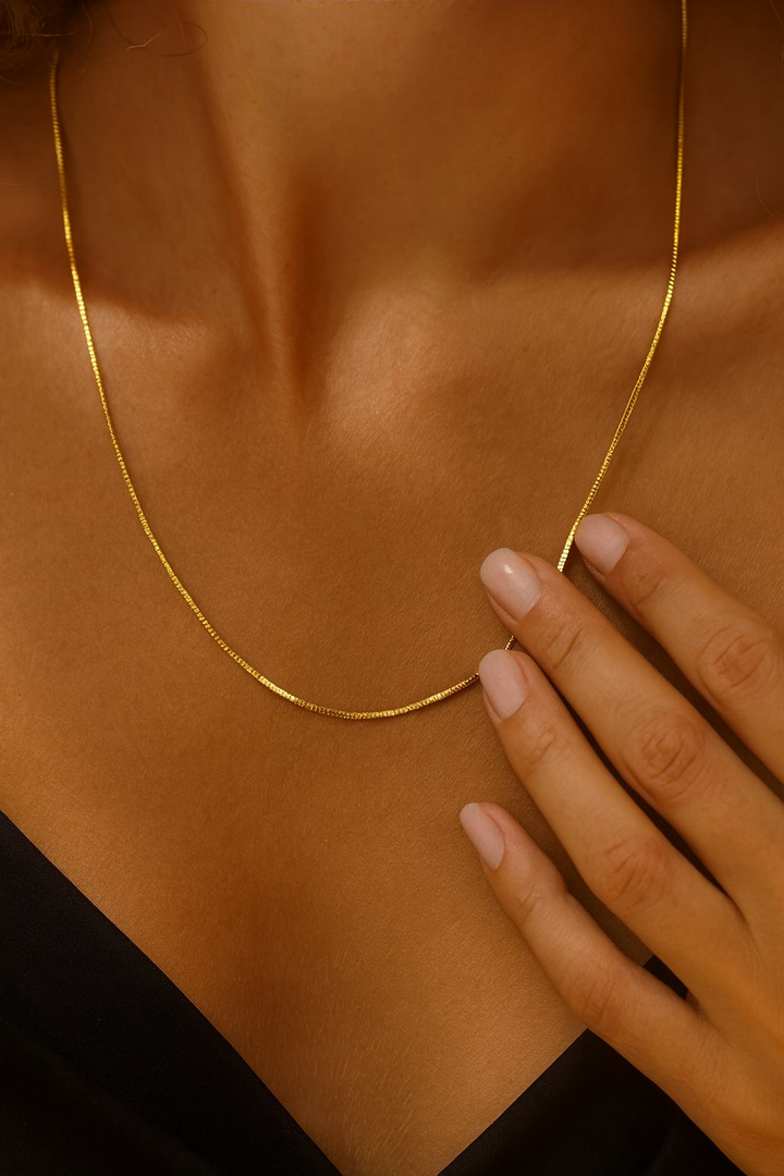 שרשרת לאישה - SQUARE CHAIN NECKLACE