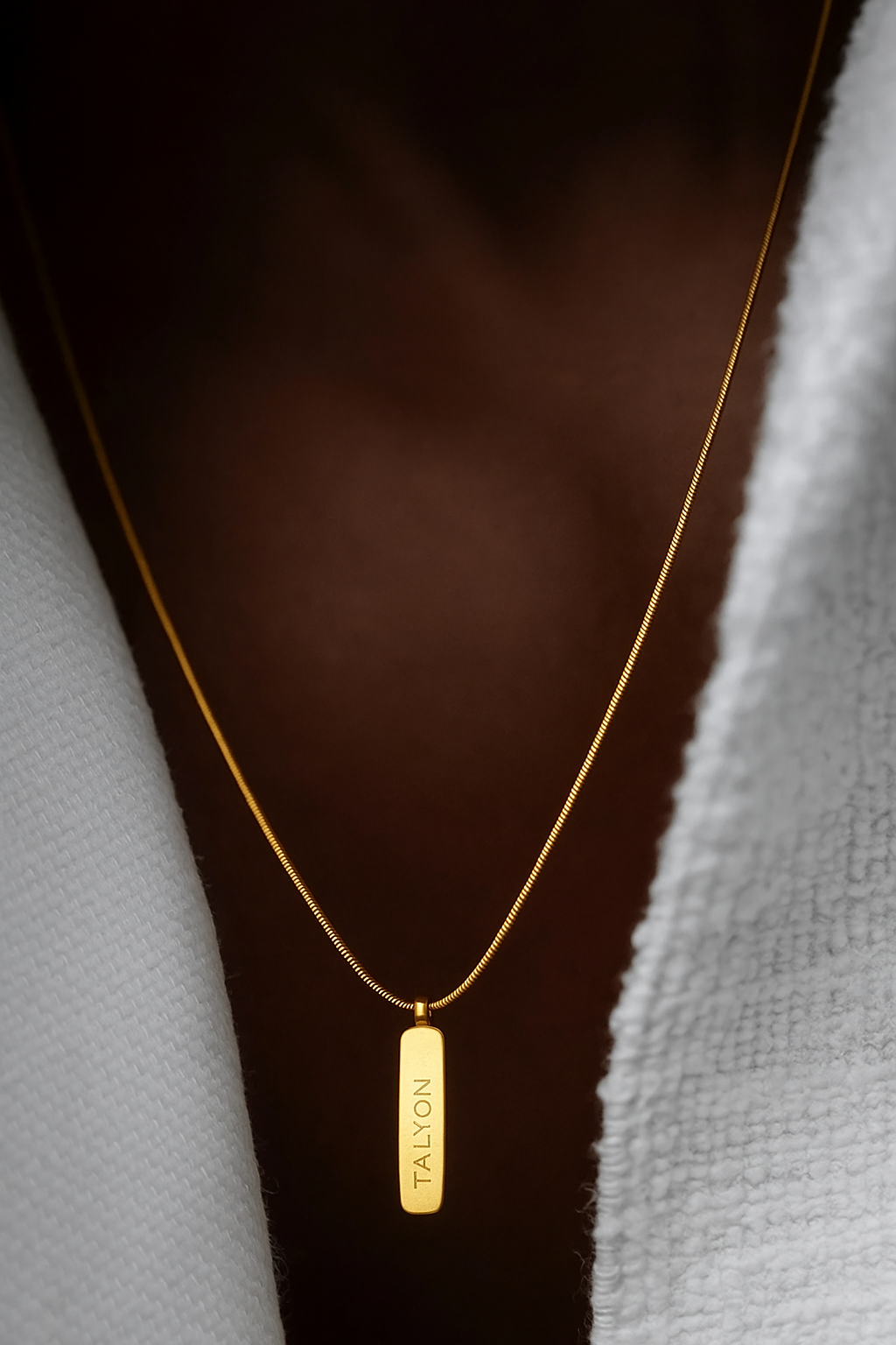שרשרת לגבר - SQUARE PENDANT NECKLACE